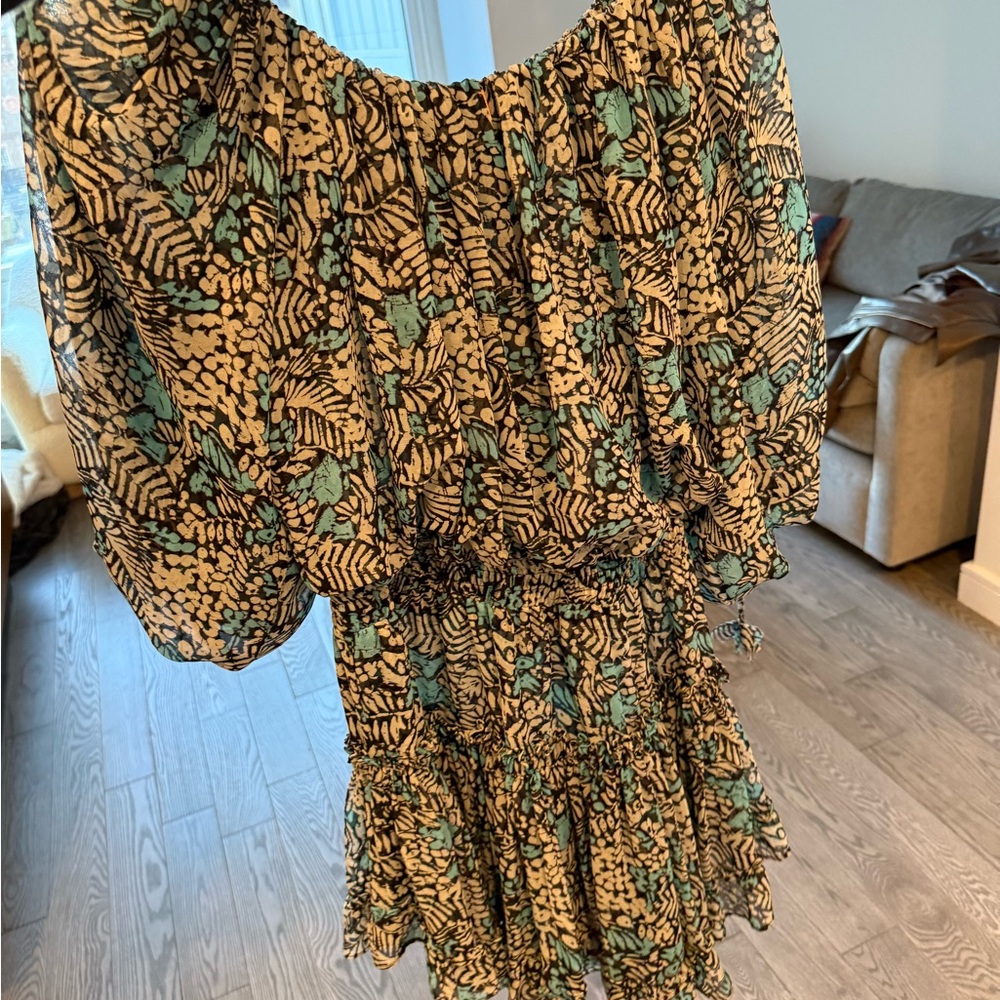MISA Los Angeles Floral Patterned Dress with Ruffle Sleeves